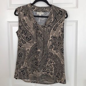 Comfy, stretchy blouse